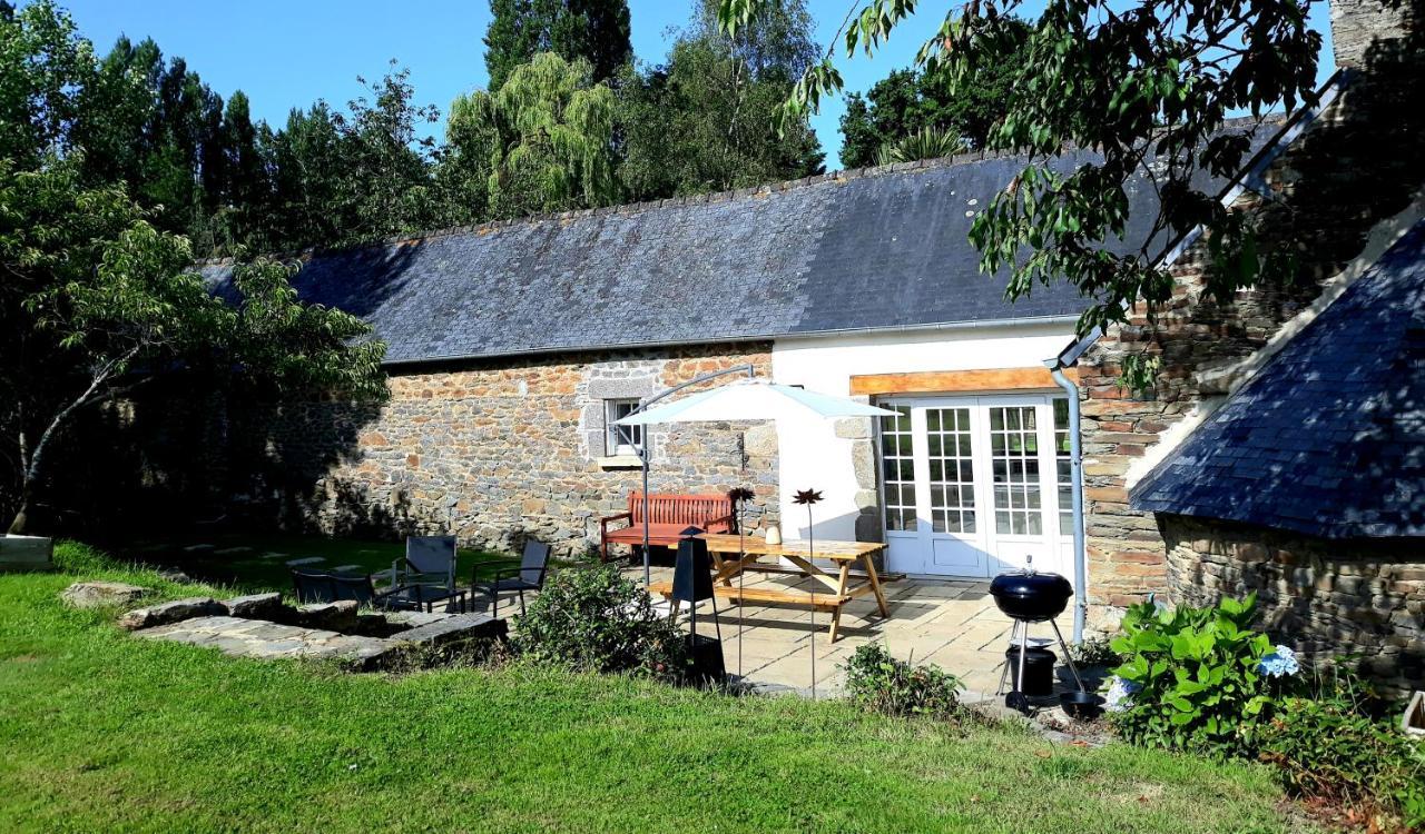 Gite Du Manoir Des Haies Les Champs-Geraux Exterior foto